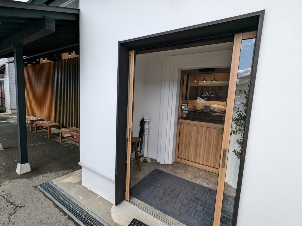 アンドメルシィの入口の様子