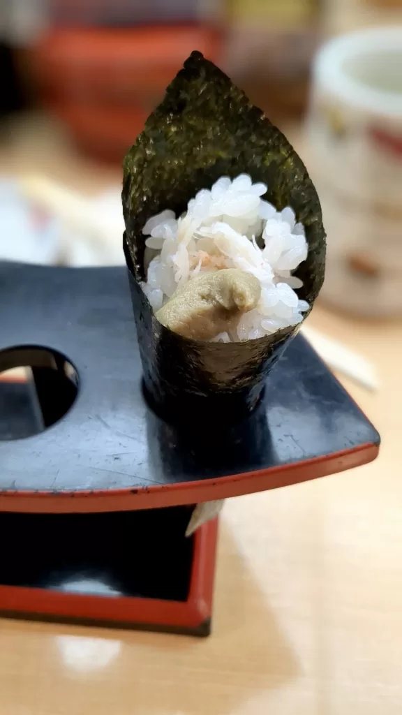 うまい鮨勘の手巻き寿司(カニ)